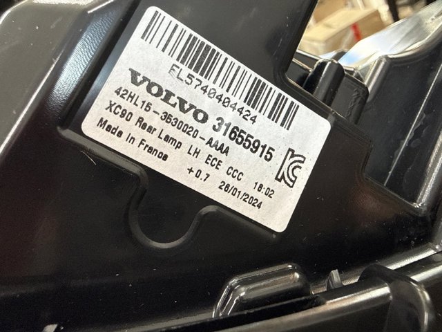 Задній лівий зовнішній ліхтар 31655915 VOLVO