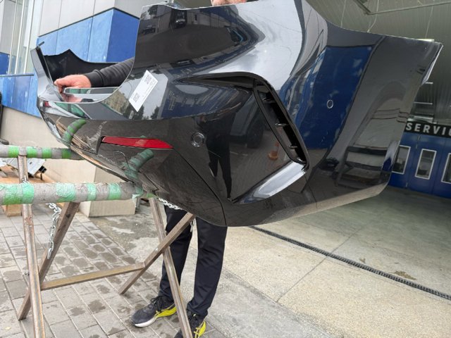 Бампер задній 51129850252 BMW