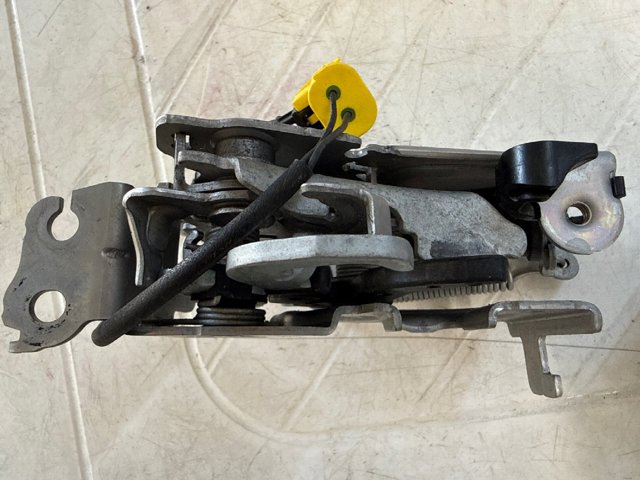 Замок капота, правий 51237468350 BMW