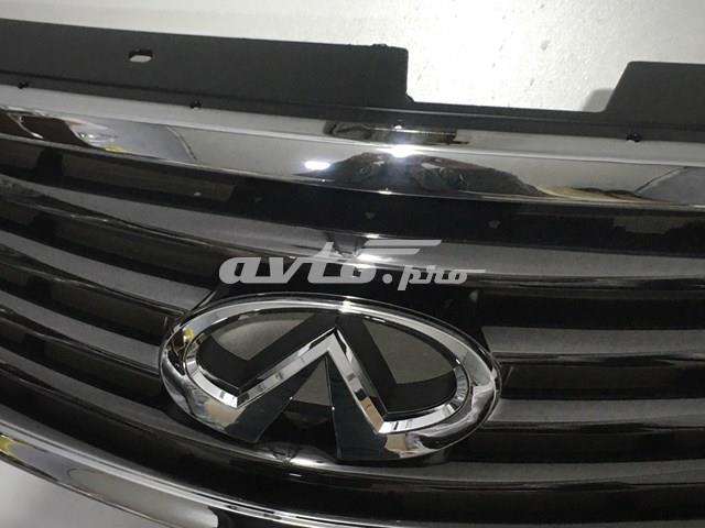 Решітка радіатора 620701BA0A NISSAN