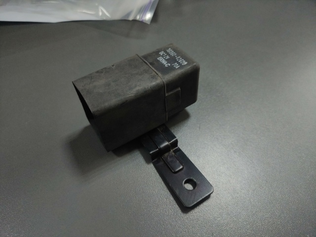 Реле накалу 3686042600 HYUNDAI