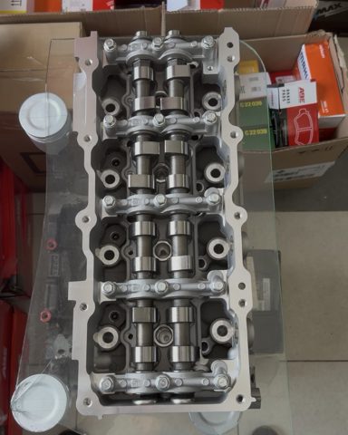 Головка блоку циліндрів 11039VC10A NISSAN