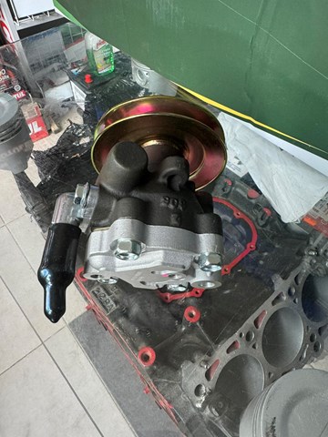 Насос рульового механізму 49110VB300 NISSAN