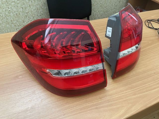 Ліхтар задній A1669060502 MERCEDES