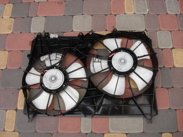 Кожух вентилятора радиатора охлаждения (оригінал 100%. ціна з доставкою!) 17760-65J00