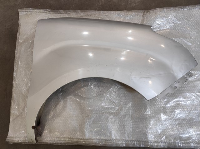 Переднє праве крило 51822254 FIAT