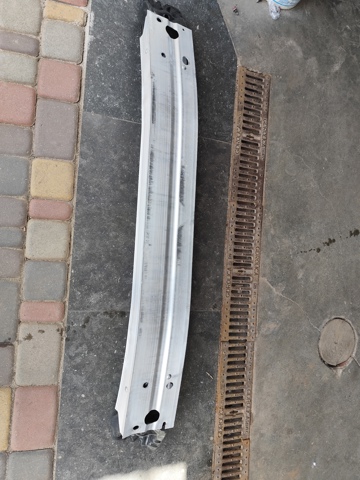 Шина бампера переднього 520210R100 TOYOTA
