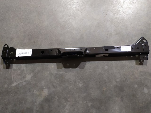 Рамка радіатора верхня 625116RR0A NISSAN