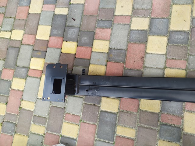 Буфер бампера переднього 6400L447 MITSUBISHI