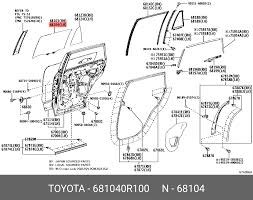 Скло задньої двері лівої 681040R100 TOYOTA