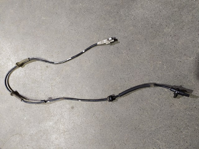 Датчик АБС (ABS) задній 9813764880 PEUGEOT