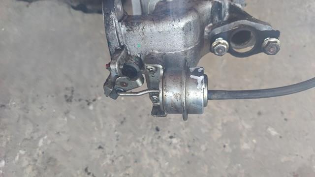 Колектор впускний 1449118 FORD