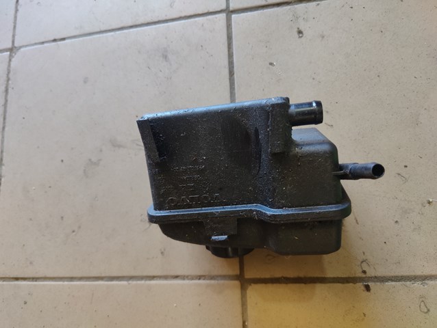 Бачок насосу гідропідсилювача керма 30741483 VOLVO
