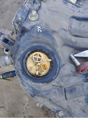 Модуль паливного насоса, з датчиком рівня палива 30761739 VOLVO