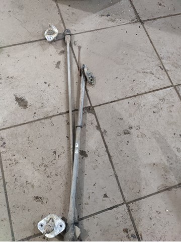 Трапеція склоочисника 3651260 FORD