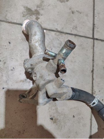 Корпус термостата в зборі 4386523 FORD