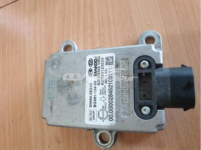 Датчик поперечного прискорення (ESP) 956902E310 HYUNDAI