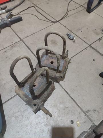 Скоба ресори MB912916 MITSUBISHI