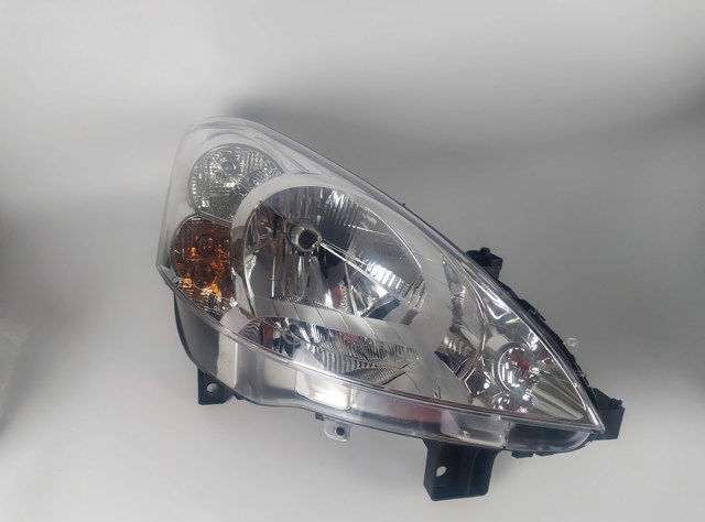 Фара передня права 6206K4 PEUGEOT
