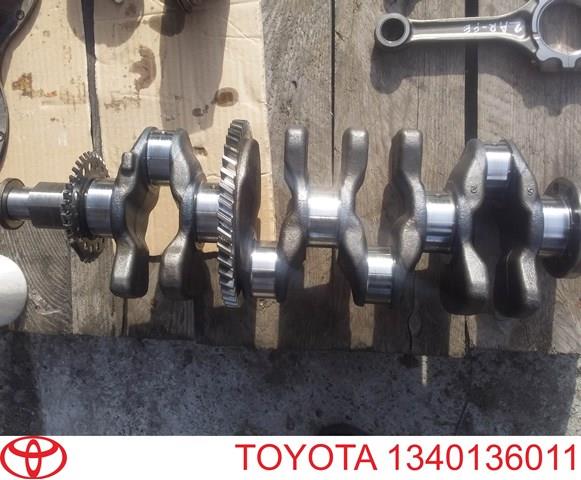 Вал колінчастий і маховик 1340136011 TOYOTA