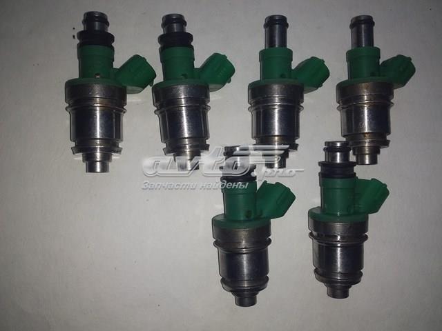 Форсунки електромагнітні 1571067D00 SUZUKI