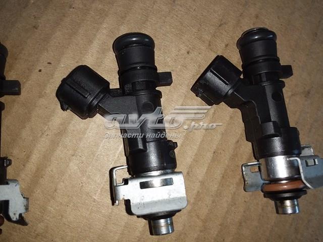 Форсунка інжектора 16600AX20B NISSAN