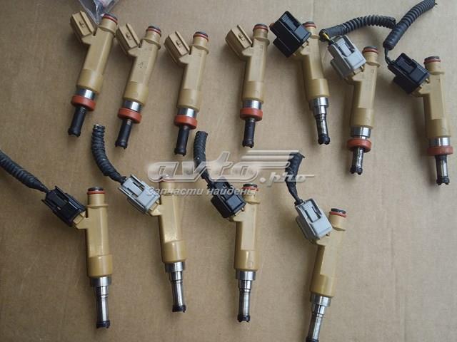 Форсунка вприску палива 2325037010 TOYOTA