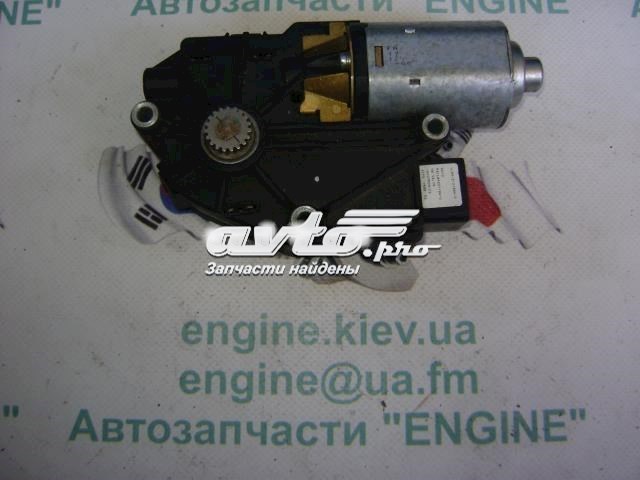 Мотор приводу люка 65450AG010 SUBARU
