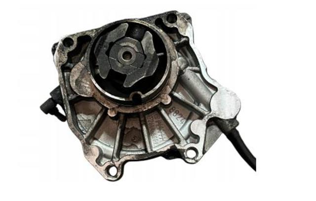Насос вакуумний 55205446 FIAT