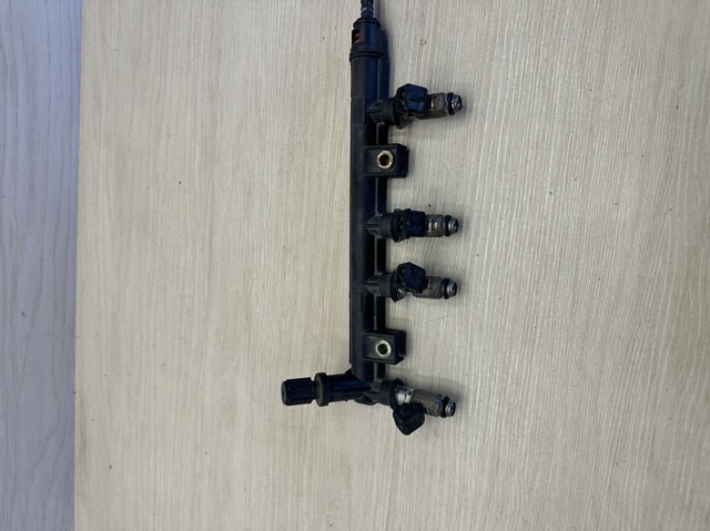 Форсунка вприску палива IWP095 MAGNETI MARELLI