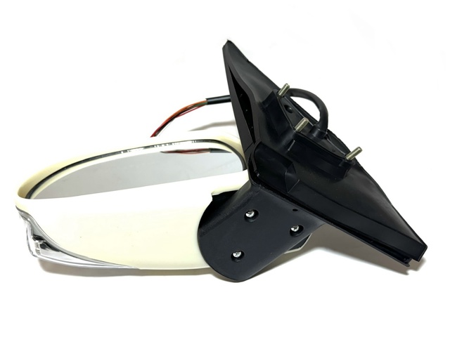 Дзеркало ліве Джилі Emgrand EC7