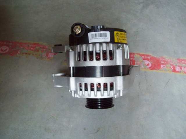 Генератор автомобільний 1086001111 GEELY