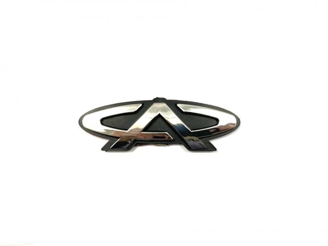 Емблема кришки багажника, фірмовий значок amulet A11-3921113