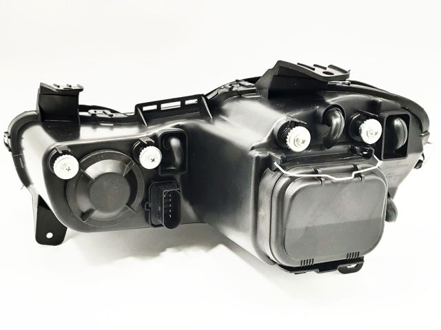 Права блок фара S213772020 CHERY