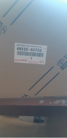 Амортизатор передньої підвіски, лівий 4852080703 TOYOTA