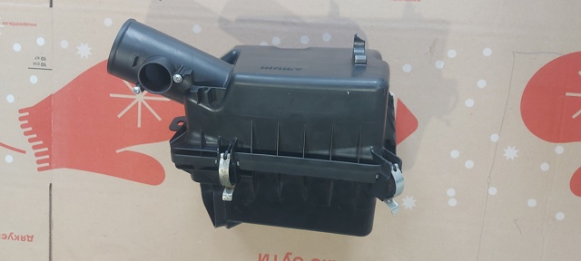 Корпус повітряного фільтра, верхня частина 1500A449 MITSUBISHI