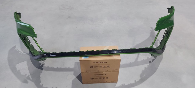 Бампер передній в зборі 4M8807065BGRU VAG