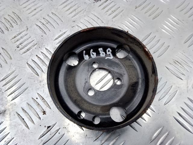 Шків водяної помпи Volkswagen Passat B6