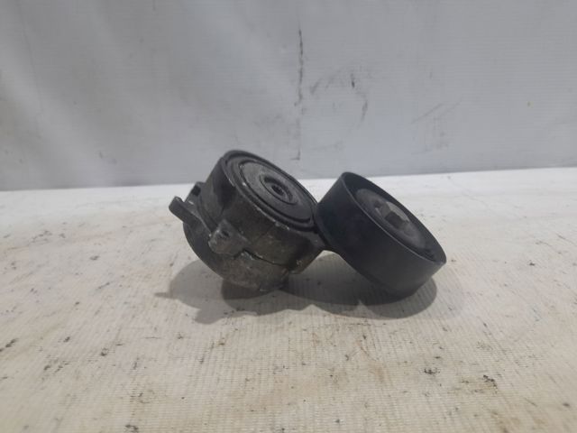 Натягувач приводного ременя 06E903133R VAG