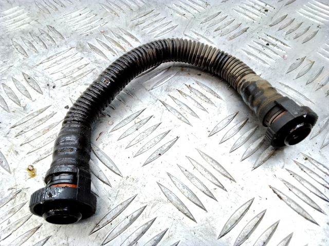 Трубка відводу кар.газов 06F103221F VAG