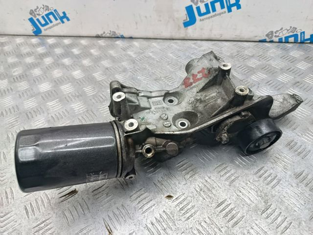 Кронштейн кріплення генератора 06J903143AH VAG