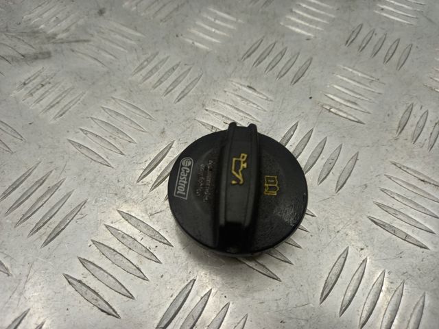 Кришка маслозаливной горловини 06K103485C VAG