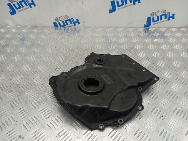 Кришка двигуна передня 06K109210 VAG