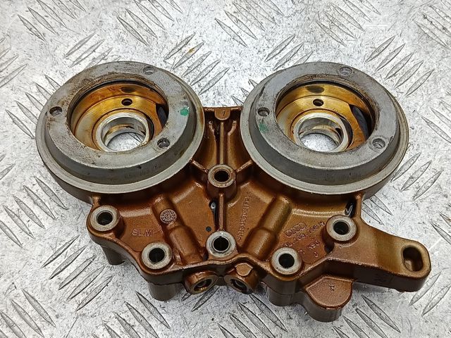 Передня кришка головки блока циліндрів (ГБЦ) 06L103144H VAG