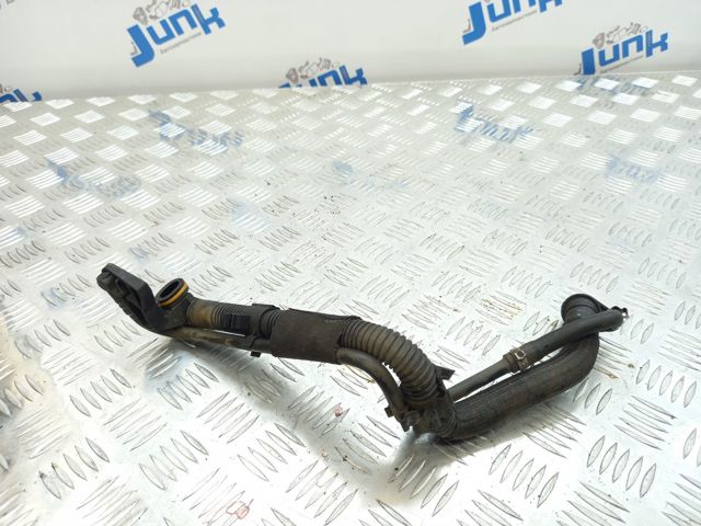 Трубка картера повітряна 06L103213AD VAG