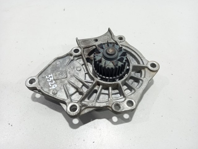 Помпа водяна, корпус 06L121005A VAG