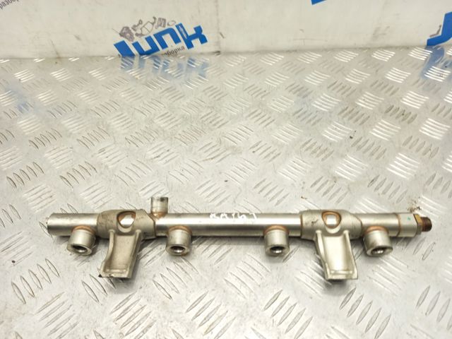 Розподільник палива 06L133317L VAG