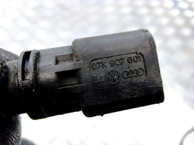 Датчик розподільного вала 07K907601 VAG