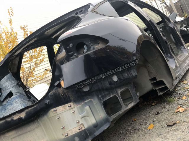 Боковина 1024207S0B TESLA