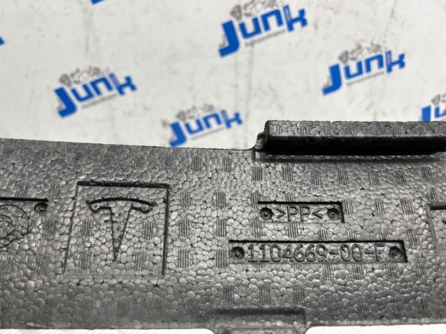 Наповнювач бампера переднього 110466900F TESLA